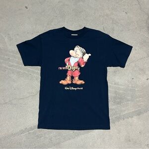 2000s Y2K Walt Disney World Im With Dopey Tee